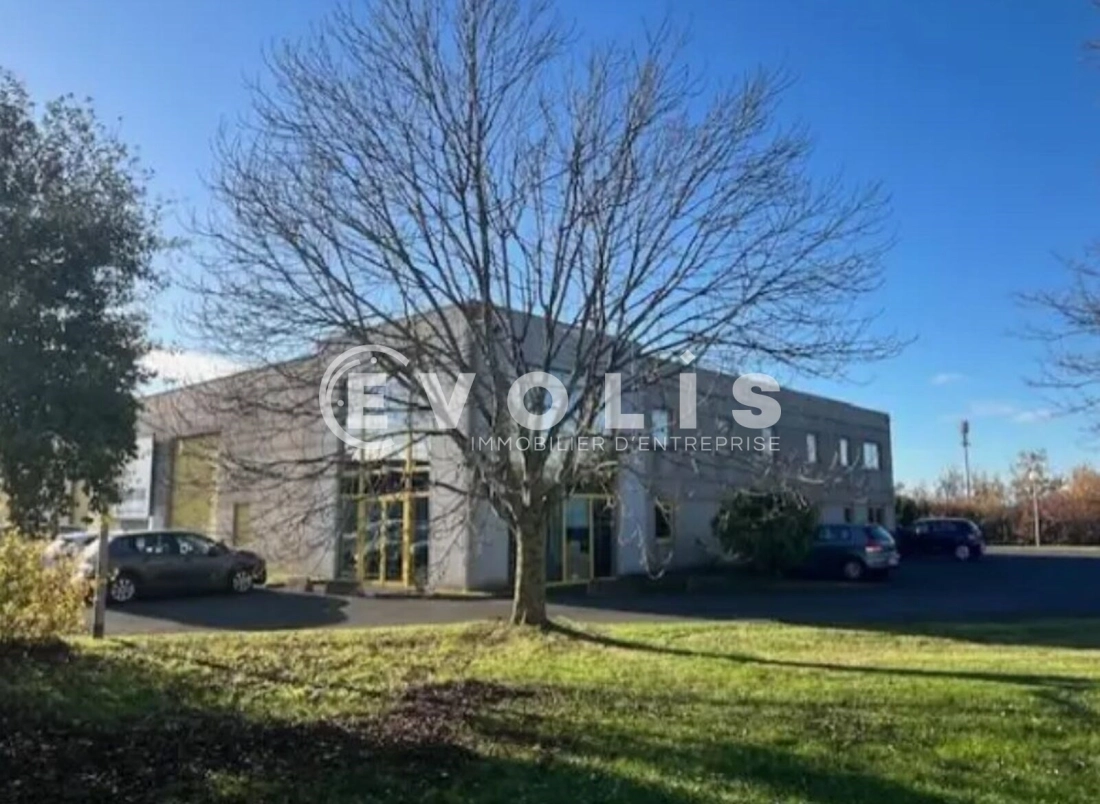 Photo 1 – location Entrepôts / activités	TEMPLEMARS (59175)