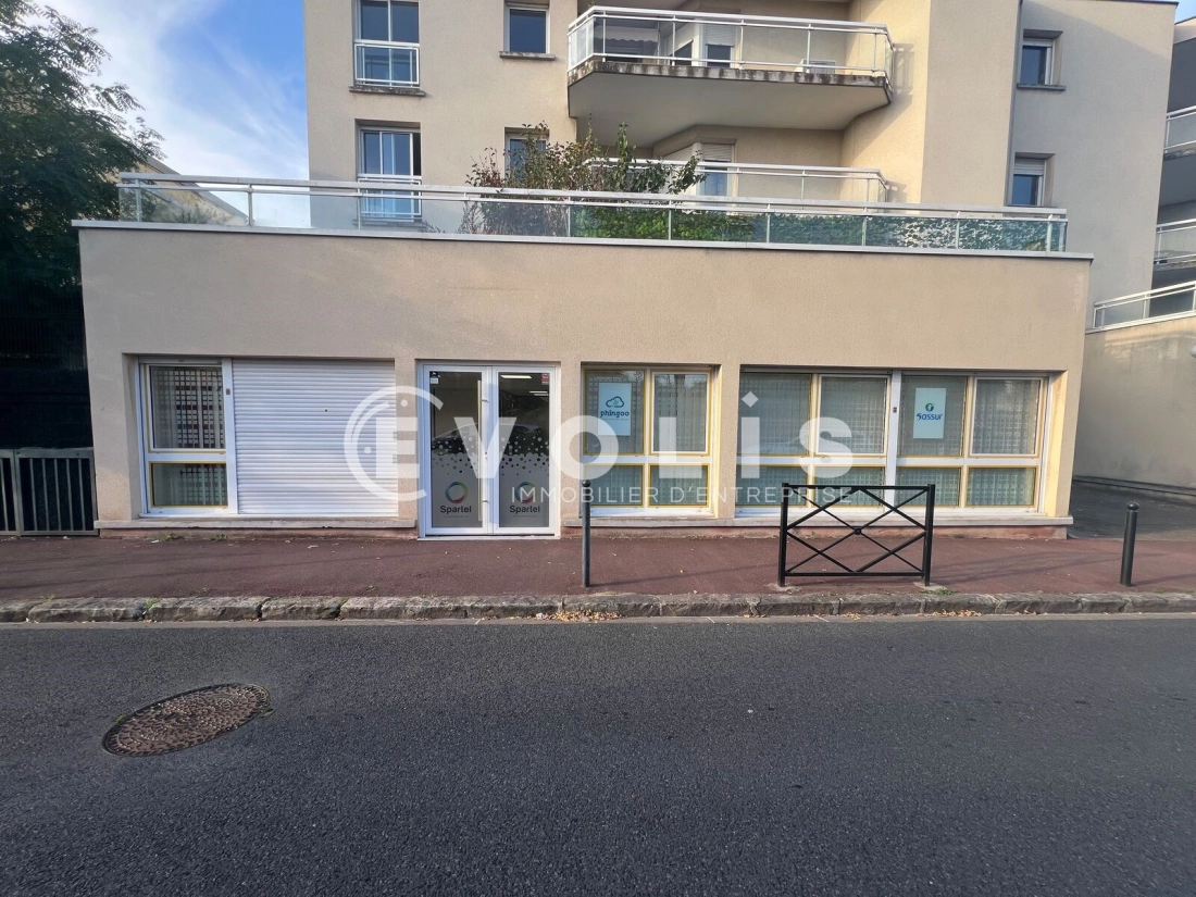 Photo 1 – vente bureaux	SAINT MAUR DES FOSSES (94100)