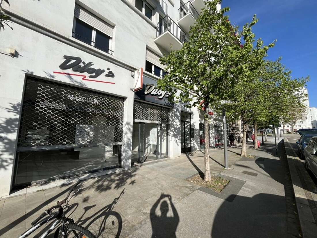 Photo 2 – location Locaux commerciaux	BAYONNE (64100)