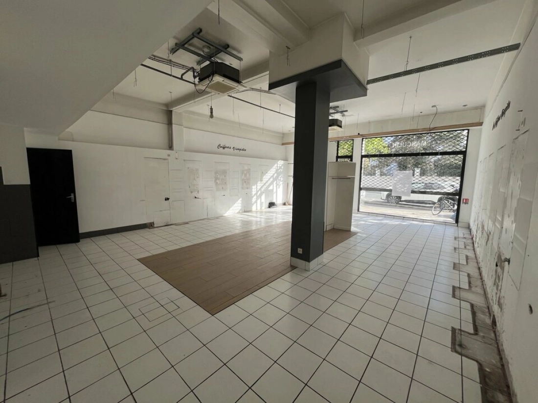 Photo 1 – location Locaux commerciaux	BAYONNE (64100)