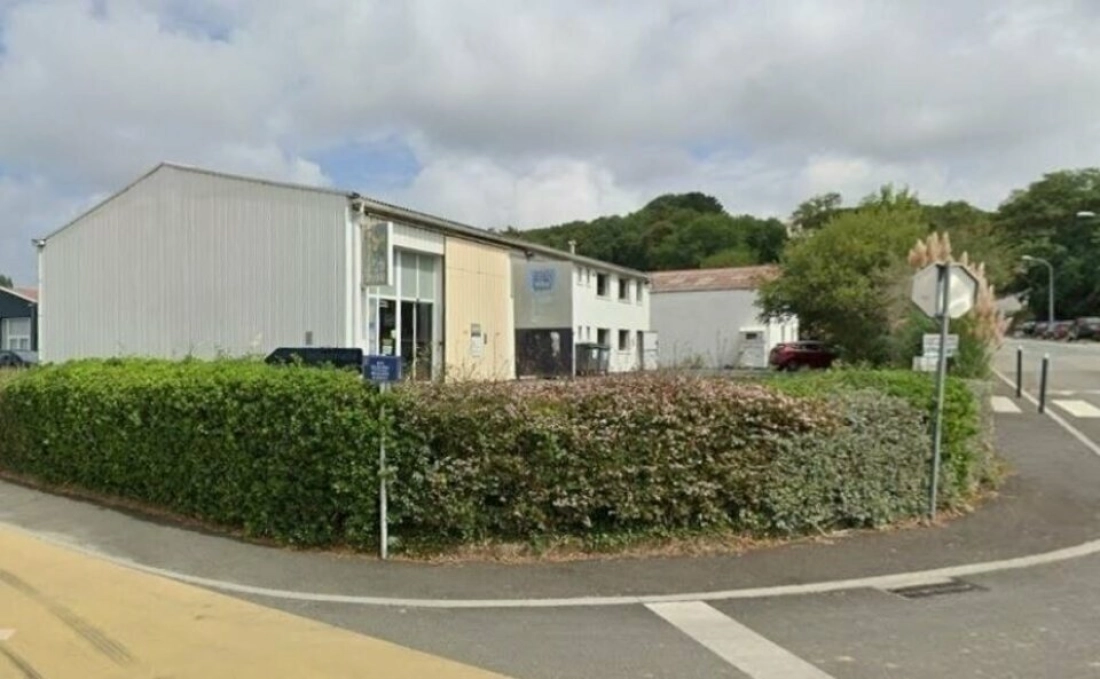 Photo 1 – location Entrepôts / activités	SAINT JEAN DE LUZ (64500)