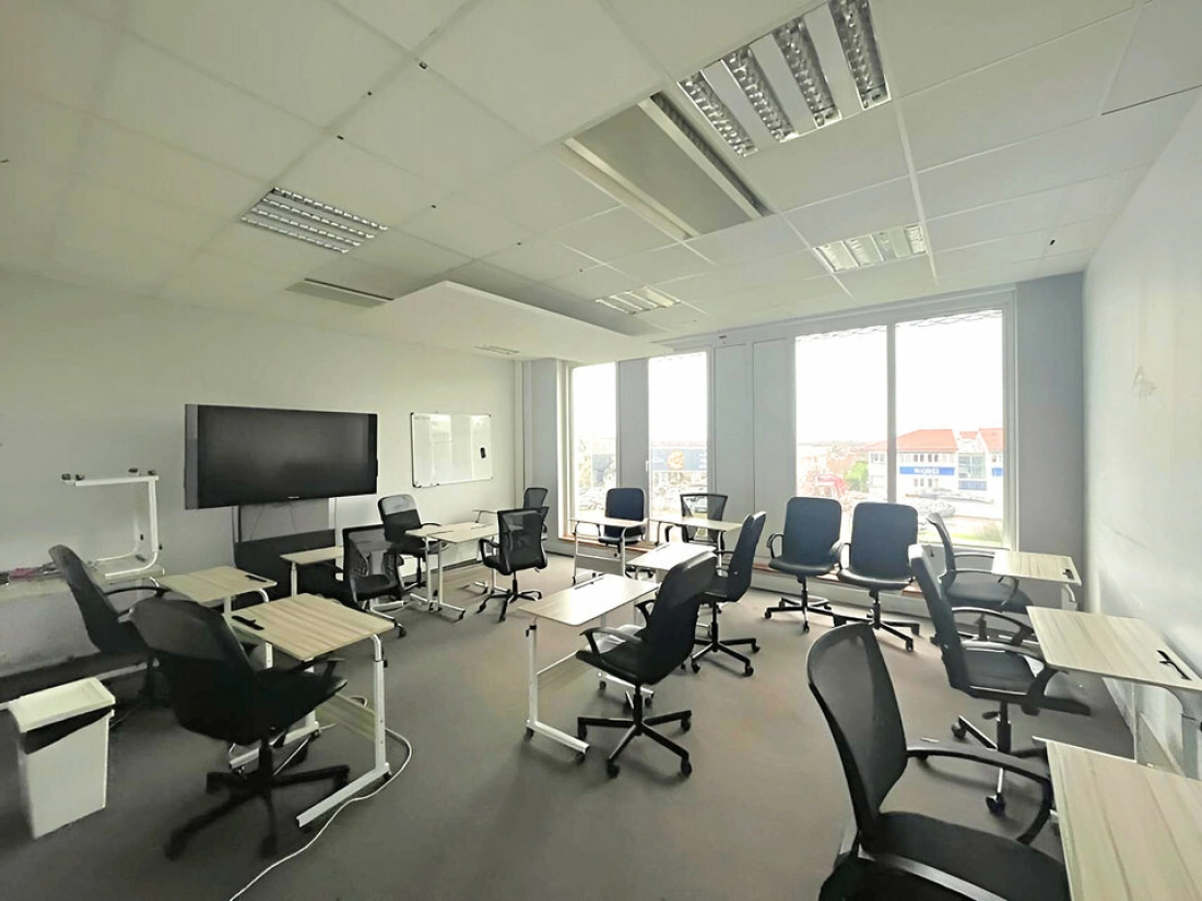 Photo 1 – location bureaux	BAYONNE (64100)