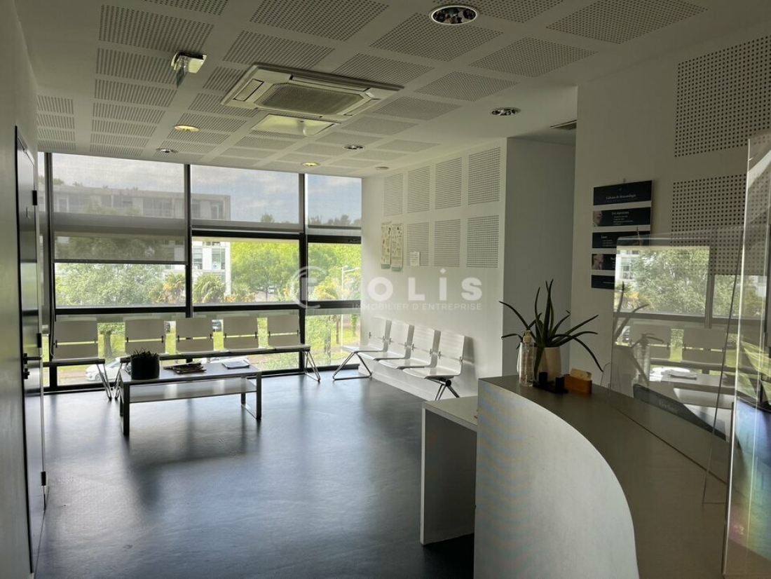 Photo 1 – vente bureaux	BAYONNE (64100)