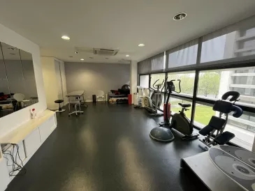 Photo 1 – vente bureaux	BAYONNE (64100)