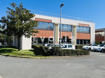Photo 1 – location bureaux	EMERAINVILLE (77184)