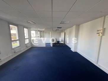 Photo 1 – location bureaux	NOISY LE GRAND (93160)
