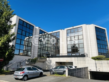 Photo 1 – location bureaux	LOGNES (77185)