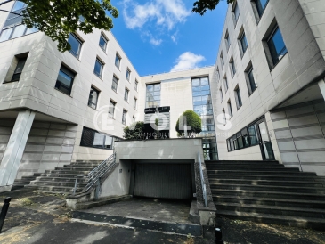 Photo 1 – location bureaux	LOGNES (77185)