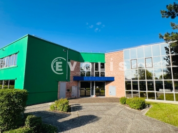 Photo 1 – location Entrepôts / activités	SAINT THIBAULT DES VIGNES (77400)