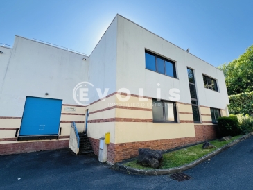 Photo 1 – location Entrepôts / activités	CHAMPS SUR MARNE (77420)