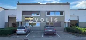 Photo 1 – location Entrepôts / activités	DECINES CHARPIEU (69150)