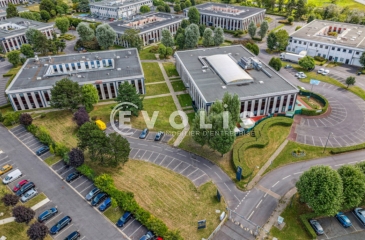 Photo 1 – location Entrepôts / activités	VILLEBON SUR YVETTE (91140)