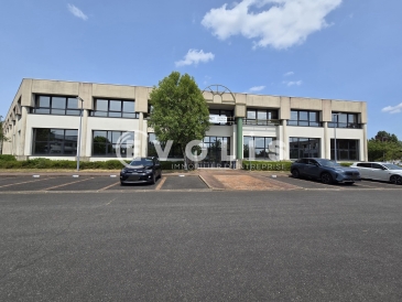 Photo 1 – location Entrepôts / activités	VILLEJUST (91140)