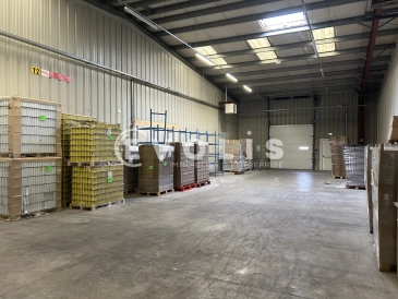 Photo 1 – location Entrepôts / activités	BEYNOST (01700)