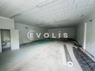 Photo 1 – location Entrepôts / activités	NOISY LE GRAND (93160)