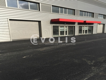 Photo 1 – location Entrepôts / activités	VILLENEUVE LA GARENNE (92390)