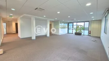 Photo 1 – vente bureaux	MAGNY LE HONGRE (77700)