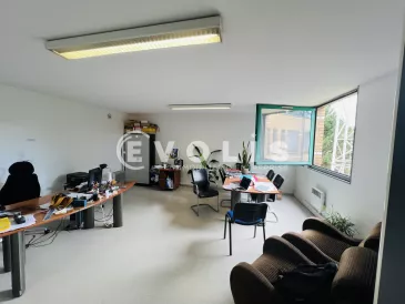 Photo 1 – vente bureaux	CHAMPS SUR MARNE (77420)