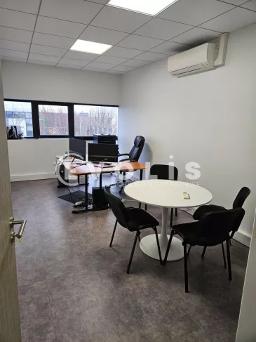 Photo 1 – location bureaux	BAILLY ROMAINVILLIERS (77700)