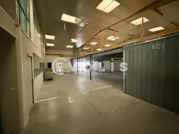 Photo 1 – location Entrepôts / activités	SAVIGNY LE TEMPLE (77176)