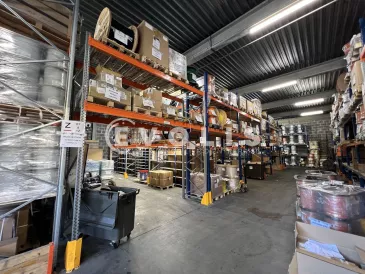 Photo 1 – location Entrepôts / activités	NOISY LE GRAND (93160)