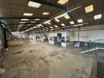 Photo 1 – vente Entrepôts / activités	DECINES CHARPIEU (69150)