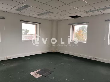 Photo 1 – location bureaux	PESSAC (33600)