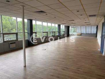 Photo 1 – location bureaux	MERIGNAC (33700)