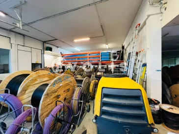 Photo 1 – location Entrepôts / activités	FONTENAY SOUS BOIS (94120)