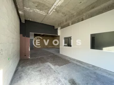 Photo 1 – location Entrepôts / activités	BORDEAUX (33000)