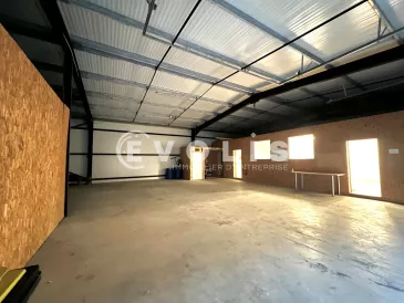 Photo 1 – location Entrepôts / activités	MIOS (33380)