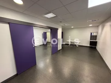 Photo 1 – location bureaux	SALOUEL (80480)