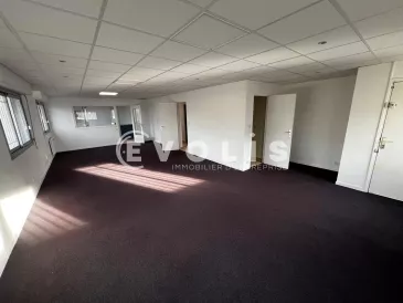 Photo 1 – location bureaux	LISSES (91090)