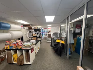 Photo 1 – vente Entrepôts / activités	CROISSY BEAUBOURG (77183)