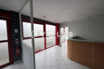 Photo 1 – location Entrepôts / activités	POULAINVILLE (80260)