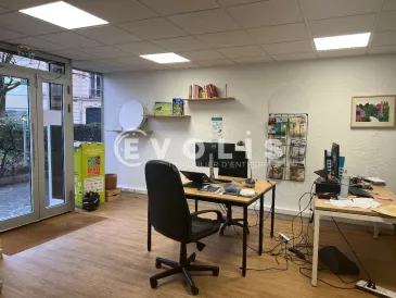Photo 1 – vente bureaux	PARIS (75014)