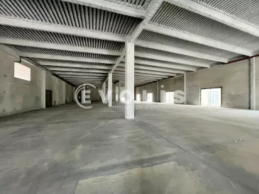 Photo 1 – vente Entrepôts / activités	BORDEAUX (33100)