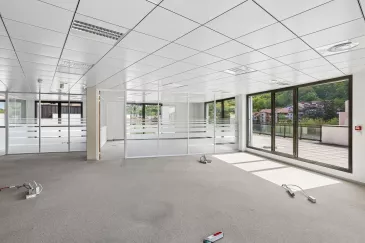 Photo 1 – location bureaux	LYON (69004)