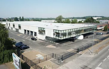 Photo 1 – location Entrepôts / activités	NEUVILLE EN FERRAIN (59960)