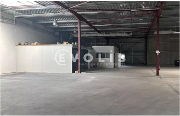 Photo 1 – location Entrepôts / activités	SAINT ANDRE DE CUBZAC (33240)