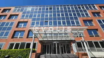 Photo 1 – location bureaux	SURESNES (92150)