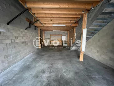Photo 1 – location Entrepôts / activités	VARENNES JARCY (91480)