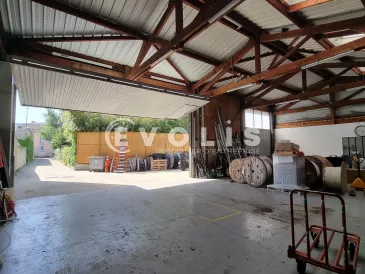 Photo 1 – location Entrepôts / activités	IVRY SUR SEINE (94200)