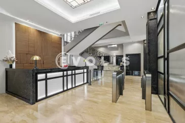 Photo 1 – location bureaux	LYON (69006)