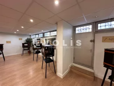 Photo 1 – location Entrepôts / activités	MONTROUGE (92120)