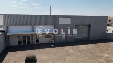 Photo 1 – location Entrepôts / activités	SORGUES (84700)