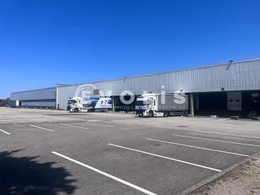 Photo 1 – location Entrepôts / activités	SAINT QUENTIN FALLAVIER (38070)