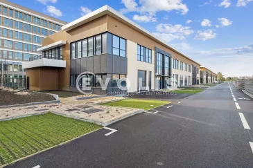 Photo 1 – location Entrepôts / activités	NANTERRE (92000)