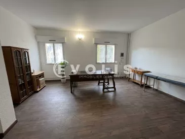 Photo 1 – location Locaux commerciaux	BURES SUR YVETTE (91440)