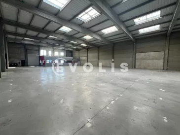 Photo 1 – location Entrepôts / activités	HALLENNES LEZ HAUBOURDIN (59320)